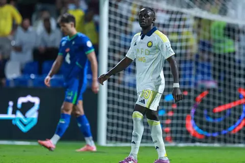 رسائل غاضبة من ساديو ماني بعد نهاية موسم النصر